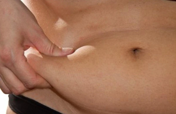 Bədəndəki çatları yox etməyin 7 TƏBİİ YOLU