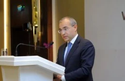 Mikayıl Cabbarov: “Azərbaycanda kimsə qanuna uyğun işləsə gərək biznesini bağlasın”