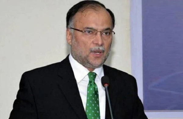 Daxili İşlər naziri güllələndi