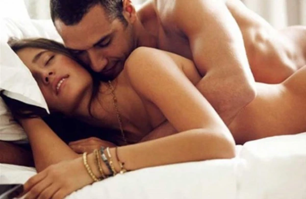 Seksdən doymayan qadının xəstəliyi: NİMFOMANİYA nədir? (18+)