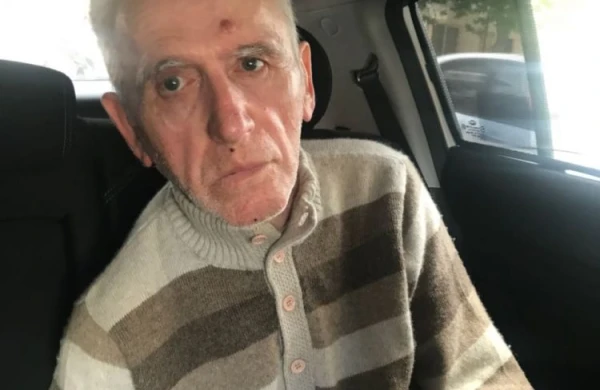 Polis bu şəxsin yaxınlarını axtarır - FOTO