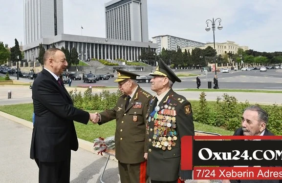 Prezident Qələbə Günü ilə bağlı mərasimdə — YENİLƏNİB
