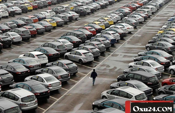 Bakıda anbarda qalan avtomobillər ucuz qiymətə satışa çıxarıldı - QİYMƏTLƏR