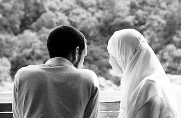 İnsanın həyat yoldaşı elə olmalıdır ki, onun qəlbinin dirilməsinə səbəb olsun