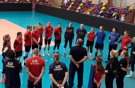 Voleybol həvəskarlarının nəzərinə! Bakıda sabahdan oyunlar başlayır +CƏDVƏL