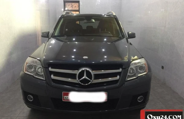 Azərbaycanda vəzifəli şəxs maşınını satışa çıxardı - FOTOLAR