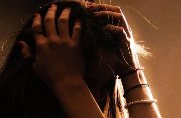 Məktəblini qamışlığa və tualetə saldı, zorladı, videoya çəkdi –