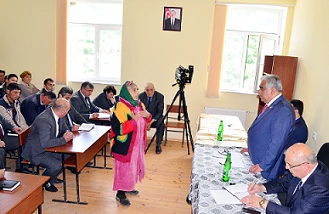 Əhəd Abıyev vətəndaşlarla görüşdə - FOTOLAR