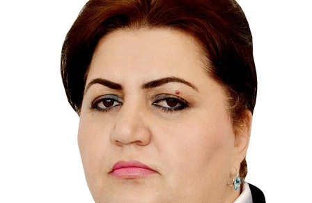 Azərbaycanda sensasion olay: Qadın direktor uşağın belində oturdu