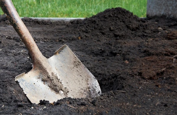 Arvadını öldürüb qəbristanlıqda dəfn etdi - Qətlin ŞOK TƏFƏRRÜATI