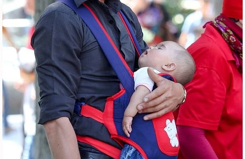 Hər kəs bu fotodan danışır - UŞAQLARI SEVİN!