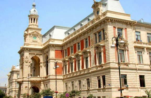 Şadlıq evləri və restoranlara XƏBƏRDARLIQ