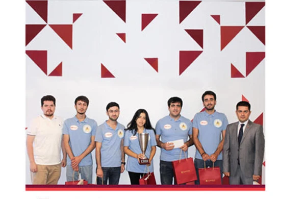 Kapital Bank “Breyn Rinq”in qalib komandasını mükafatlandırdı