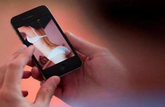 Azərbaycanda porno saytlar bağlandı - Nə baş verəcək?