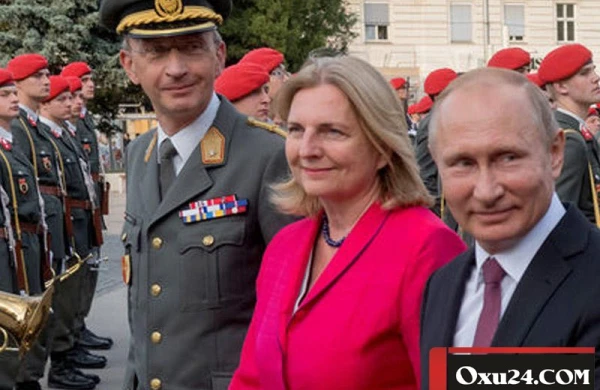 Putin nazirin toyunda rəqs etdi – FOTO