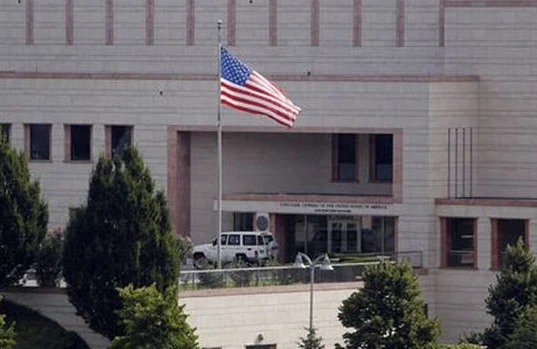 Türkiyədə ABŞ səfirliyi atəşə tutuldu - SON DƏQİQƏ