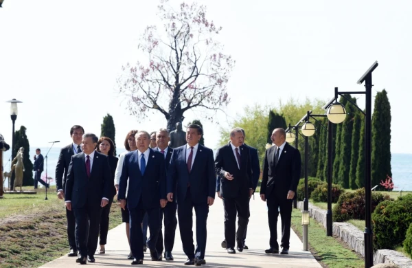 Türk Dünyasının liderləri birgə addımlayır! Sammitdən qürürverici fotolar