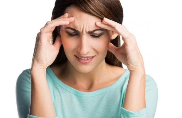 Payız gəlir, baş ağrıları artır - Mövsümə bağlı ağrıların səbəbi və müalicəsi