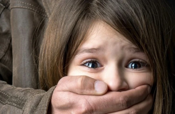 Əsgərlikdən gəlib 4 yaşlı qızı zorladı, ölümünə səbəb oldu — Azərbaycanda cinayətin təfərrüatı