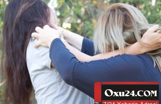 Azərbaycanda məktəbdə biabırçılıq - Qadın direktor və müəllimə davaya çıxdı (VİDEO)