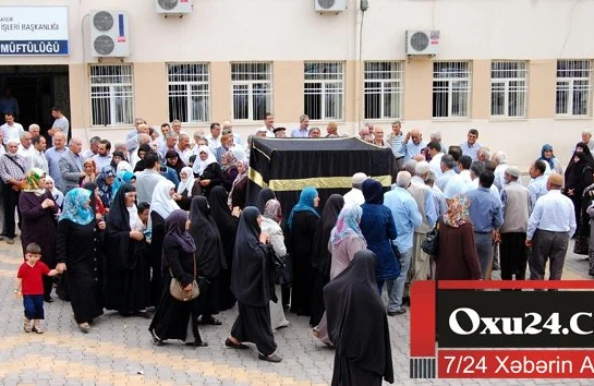 Türkiyədə səyyar "Kəbə" - Limitsiz şeytanı daşlamaq mümkündür +FOTO