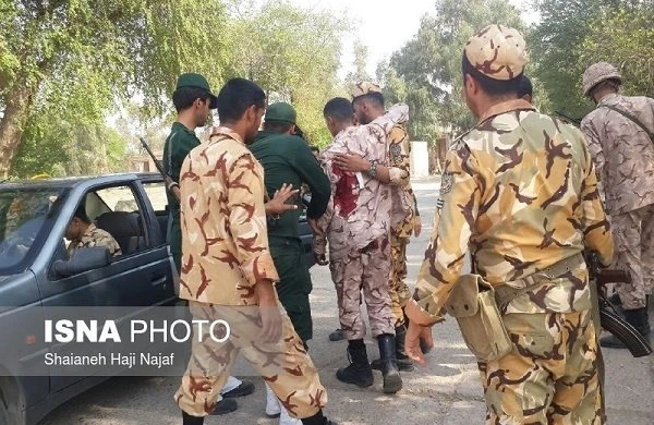 İranda baş verən terror aktının ŞOK VİDEOSU - Hərbçilər qan içində (18+)