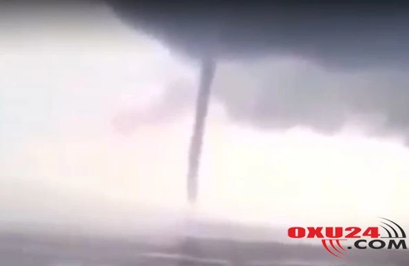 Xəzərdə nəhəng burulğan - ŞOK VİDEO