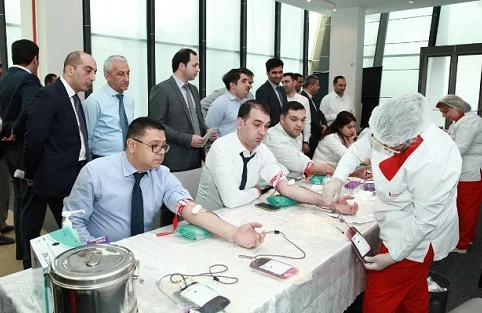 Aşurada qan verənlərdə dəhşətli xəstəliklər tapıldı - BAKIDA