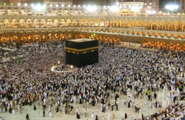 Həcc ziyarətinə gedənlər şokda - ƏRƏBİSTANDAN ÇIXA BİLMƏYƏCƏKLƏR