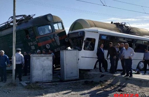 Bakıdakı dəhşətli avtobus qəzasında ölənlərin sayı ARTDI