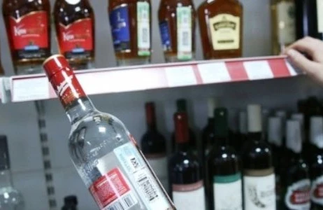 Azərbaycanda araq bahalaşdı