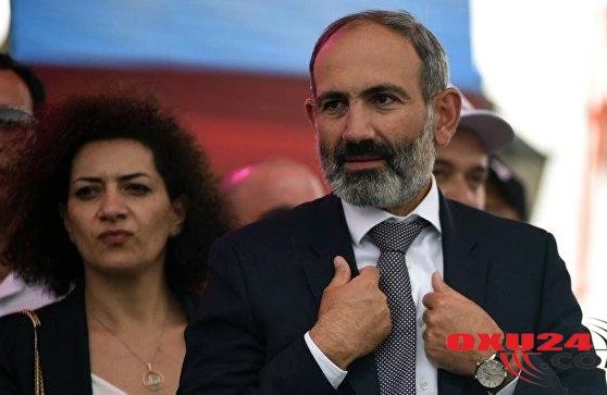 Paşinyan qapıları bağlayıb,deputatlar zalda qalıb -Ermənistanda inqilab