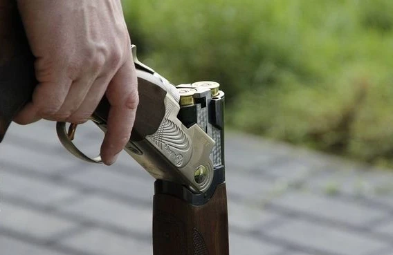 Qızılağacda silahlı insident: İki nəfər güllələndi