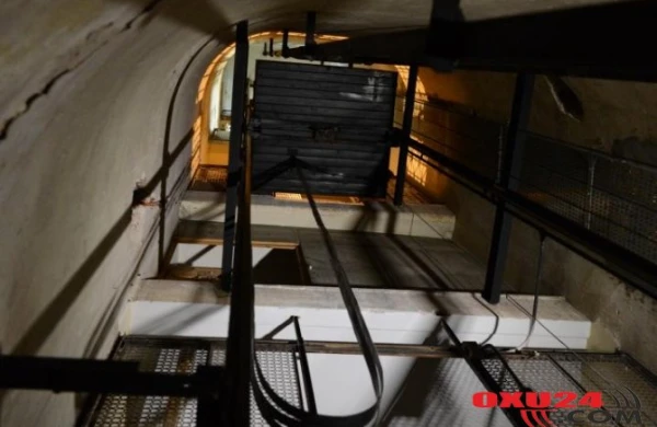 Bakıda lift qırılıb xadimənin başına düşdü - ANBAAN GÖRÜNTÜLƏR /