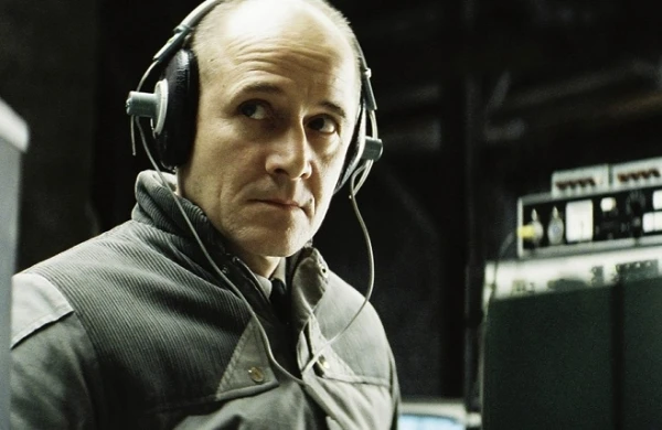 Səfirliyin binasının "podvalına" gizli aparat qoyulub - GİZLİ  DİNLƏMƏ QALMAQALI