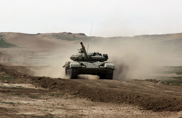 Azərbaycan tank qüvələrinə görə Ermənistandan 21 pillə irəlidədir