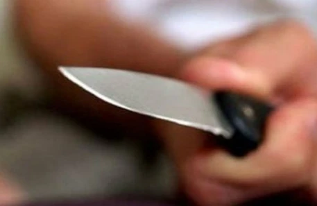 Azərbaycanda ŞOK! Polis  namaz qılarkən arvadı bıçaqladı +VİDEO