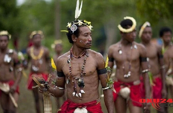 Qızları 6-8 yaşdan intim həyata hazırlayırlar - AĞLASIĞMAZ ADƏT