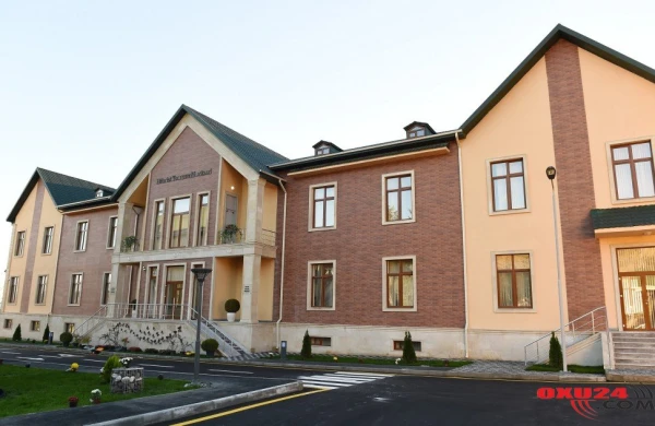 Qaşıqçinin nişanlısı Trampın dəvətindən imtina etdi