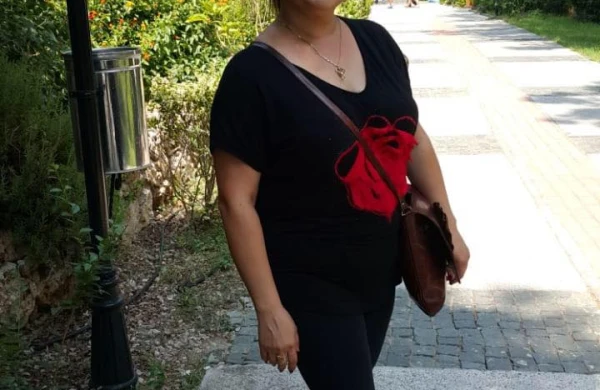 Bakıda avtobus evakuatorla toqquşdu - "Xəzər" TV-nin redaktoru ağır xəsarət aldı