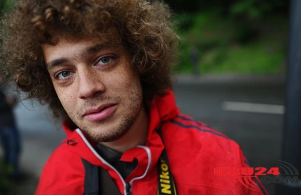 Deportasiya olunmuş rus bloger yenidən Bakıya gəldi