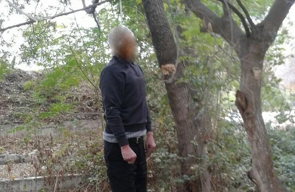 İntihar edən kişinin görüntüsü yayıldı - FOTO (18+)