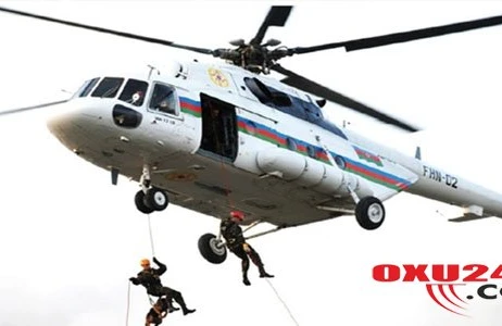 Bakıdan Gəncəyə helikopterlə xilasedicilər və itlər aparıldı (RƏSMİ)