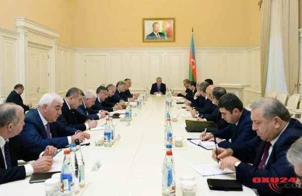  Nazirlər Kabinetində qaçqınlarla bağlı iclas...