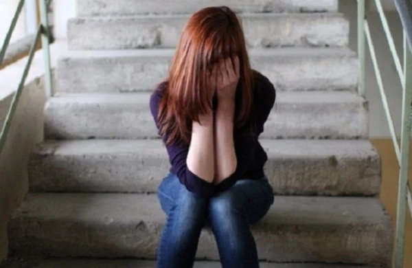 Azərbaycanda atasından hamilə qalan 14 yaşlı qızın həyat - Hekayəsi...