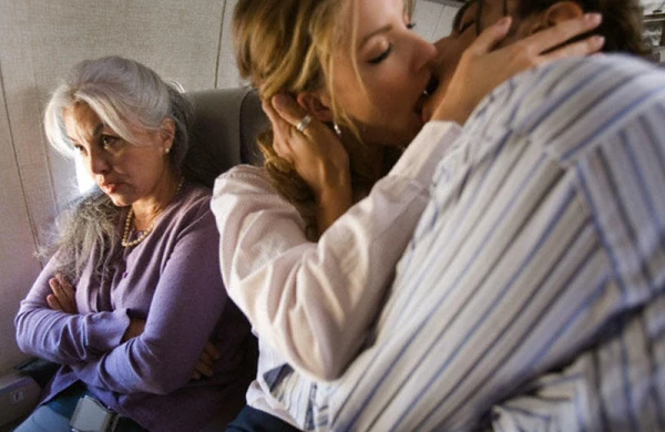 Cinsi əlaqə olar, siqaret olmaz - Təyyarə qadağaları