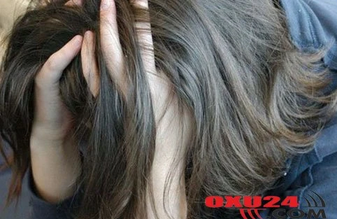 Bakıda evə oğurluğa girən qadın tutuldu - "Sənin başını kəsərəm" (VİDEO)