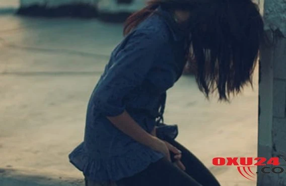 Mağazadan gələn qız küçədə zorlandı - VİDEO