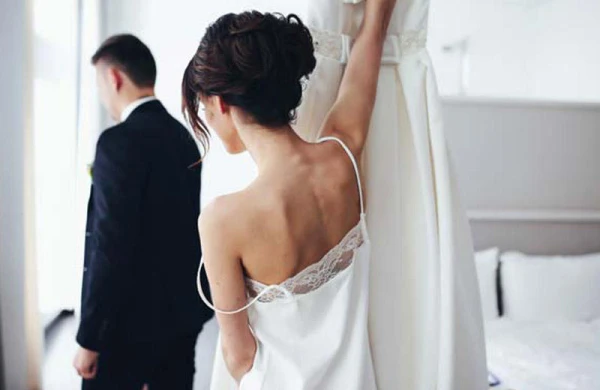 Burada bakirələrin ərə getməsi qadağandır - QƏRİBƏ TOY ADƏTLƏRİ