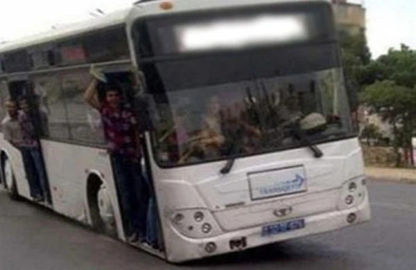 Bakıda onlarla insanı ölümlə üz-üzə qoyan avtobus - ŞOK VİDEO